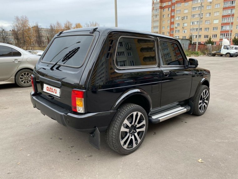 Лада 4x4 Урбан черная