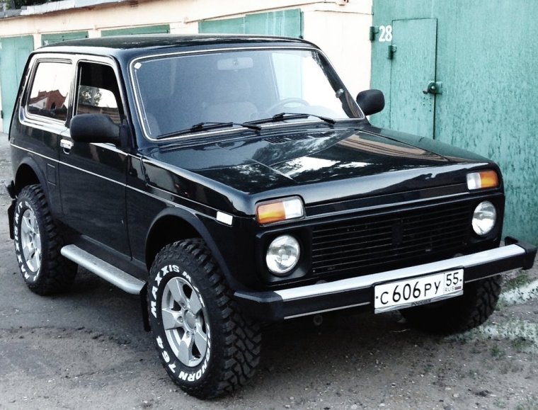 Нива трехдверка ВАЗ 2121
