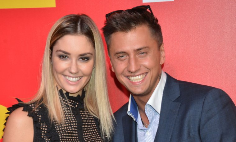 Агата Муцениеце до виниров и после