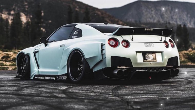 Nissan GTR r35 4к