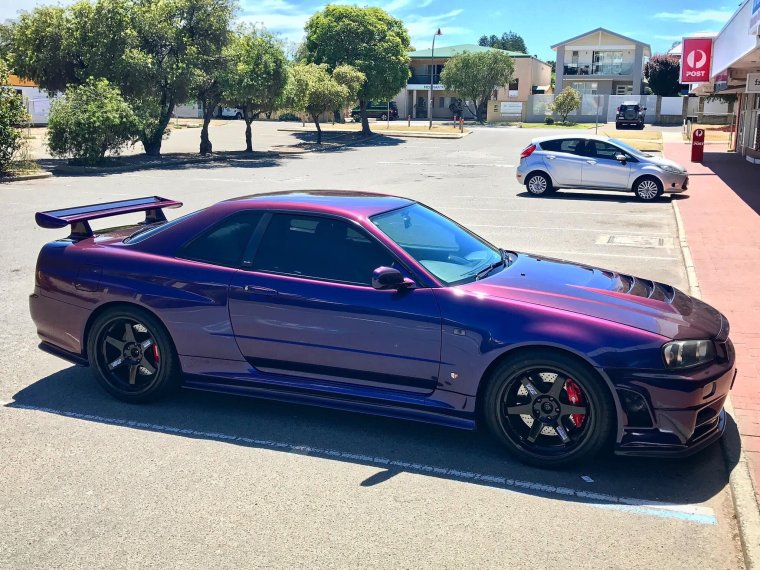 Nissan GTR 35 4k ночь