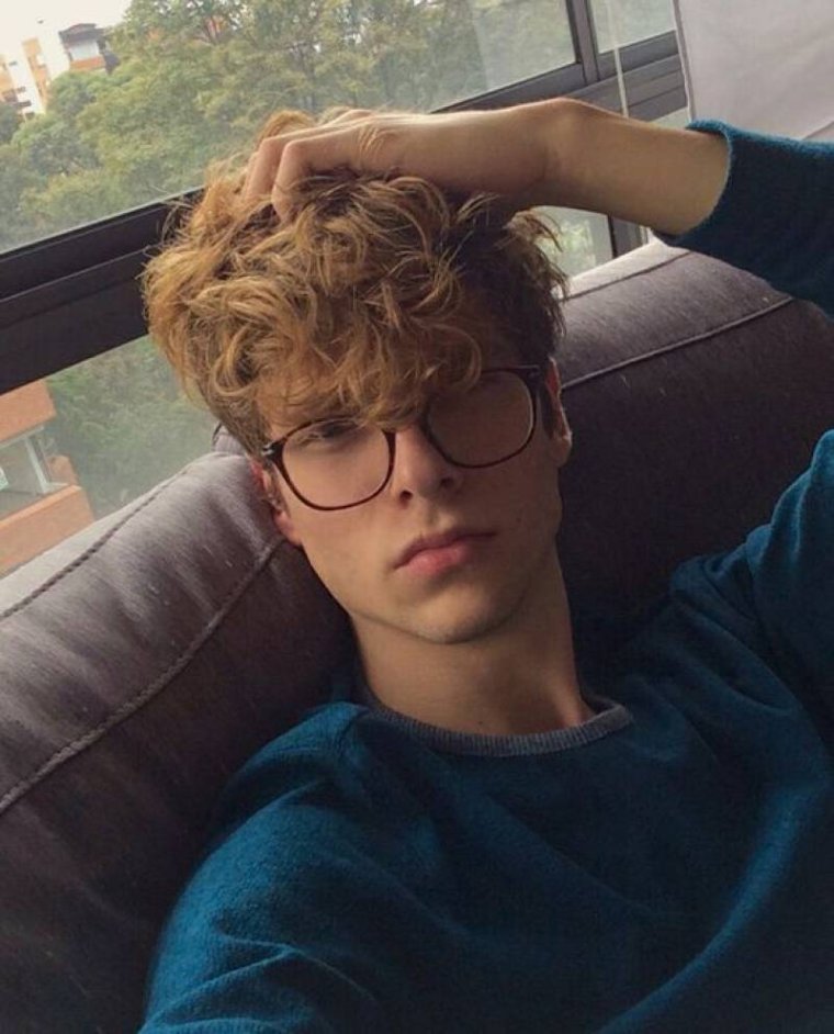 Опасный школьник с пистолетом