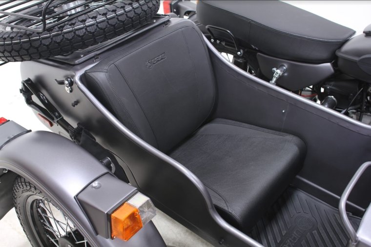 Защита АКБ на мотоцикл Урал