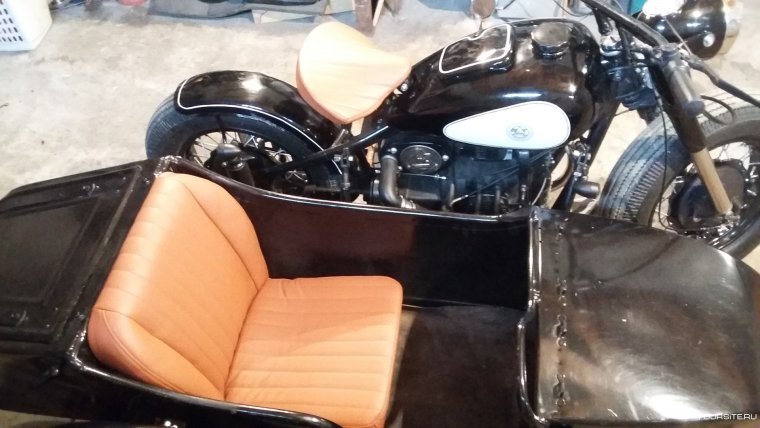 Мотоцикл Урал боббер с коляской