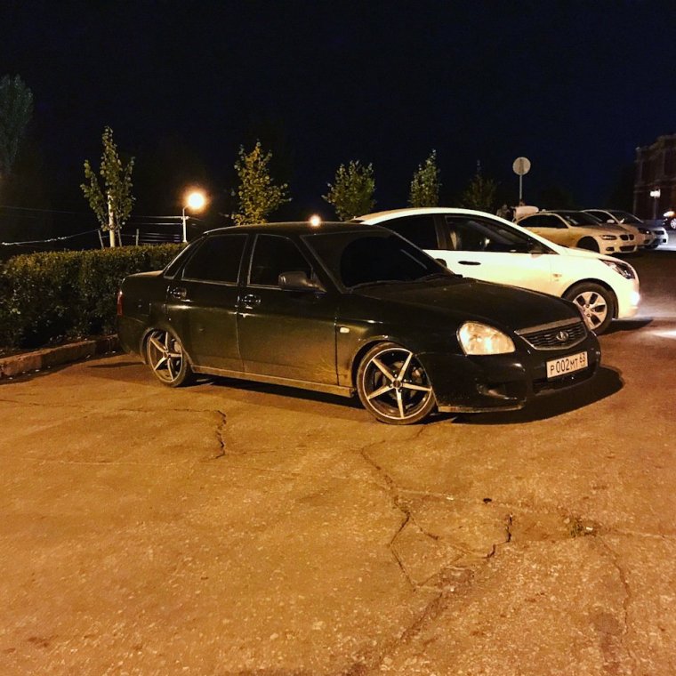 Приора седан на ВОССЕНАХ 17
