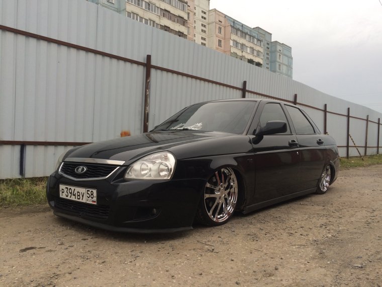 Приора седан на ВОССЕНАХ 17