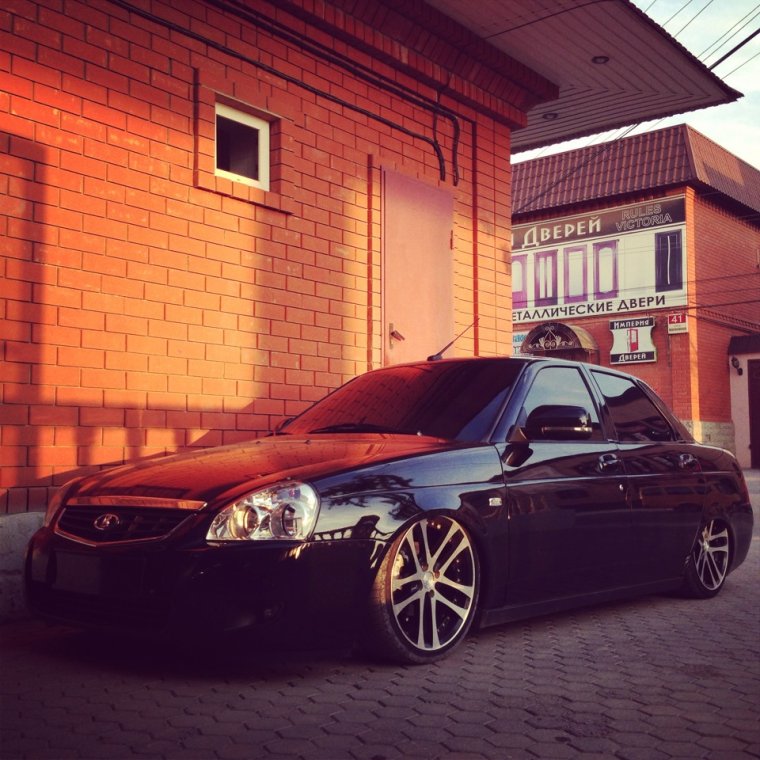Черная Приора на р17