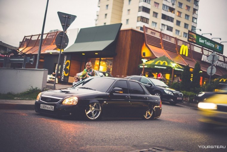 Приора седан r17