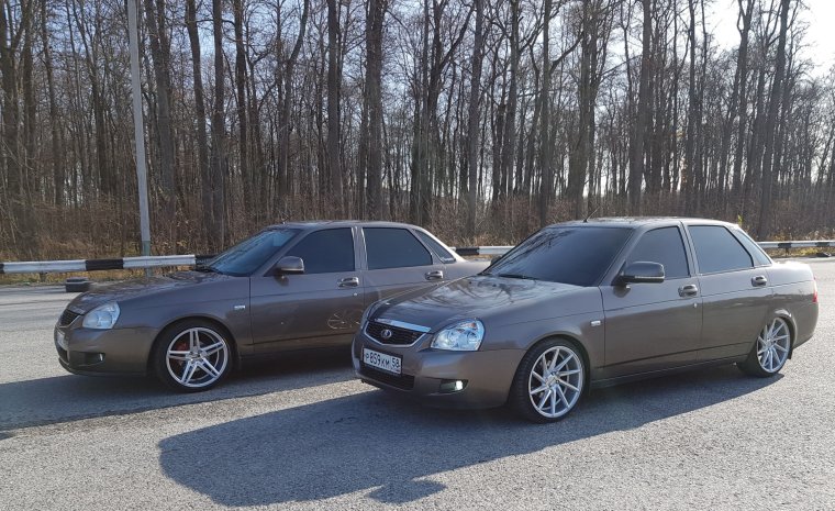 Темно зеленая Приора седан 2 р 17