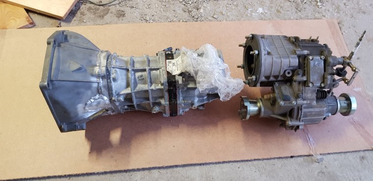 Моноблок КПП И раздатки Нива Фам 1
