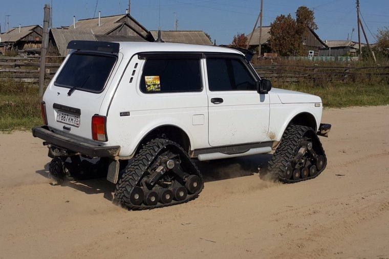 Нива 2121 Нива белая