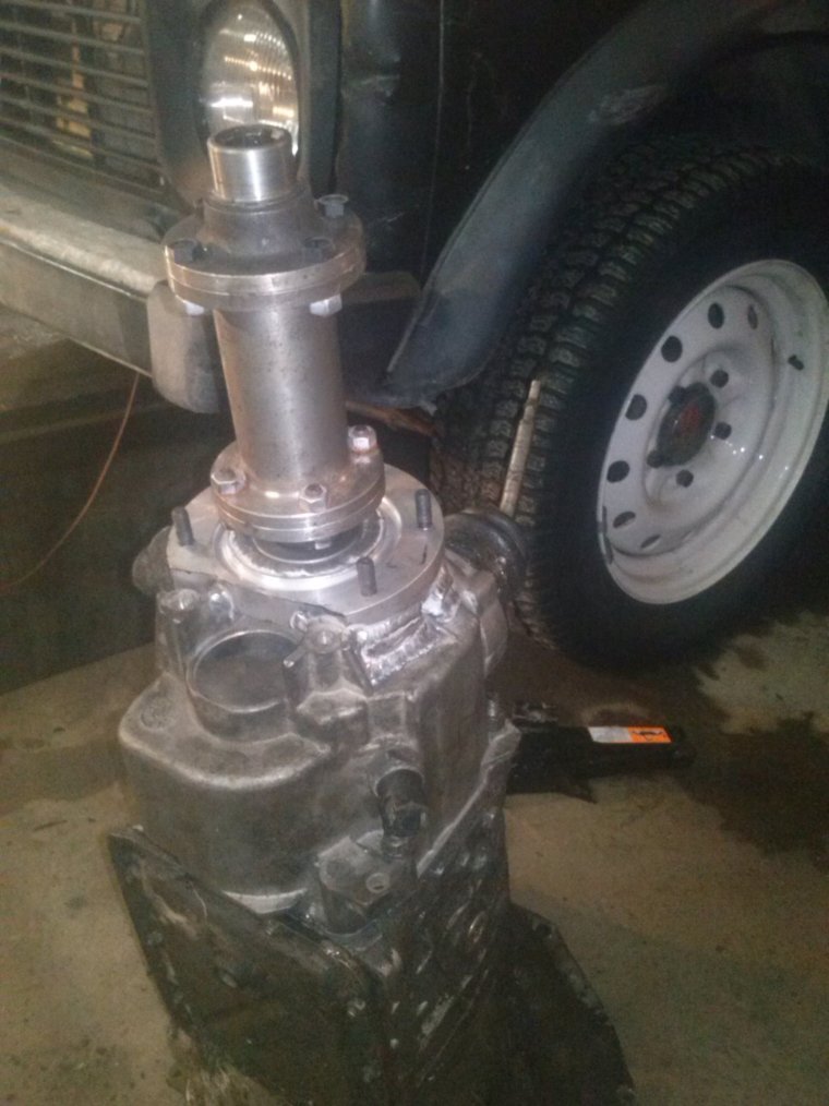 Моноблок для раздатки Нивы 2121