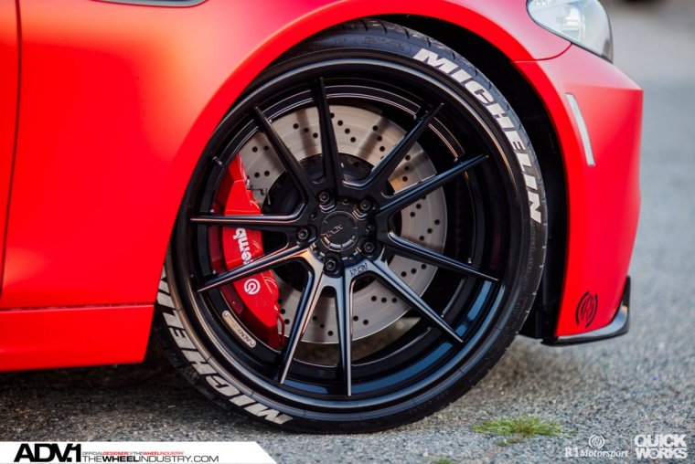 Красные суппорта BMW f10