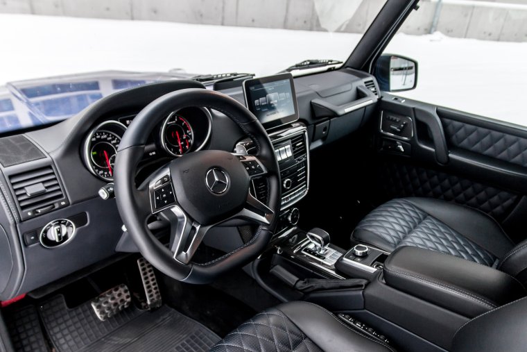 Мерседес Гелендваген АМГ 63 внутри