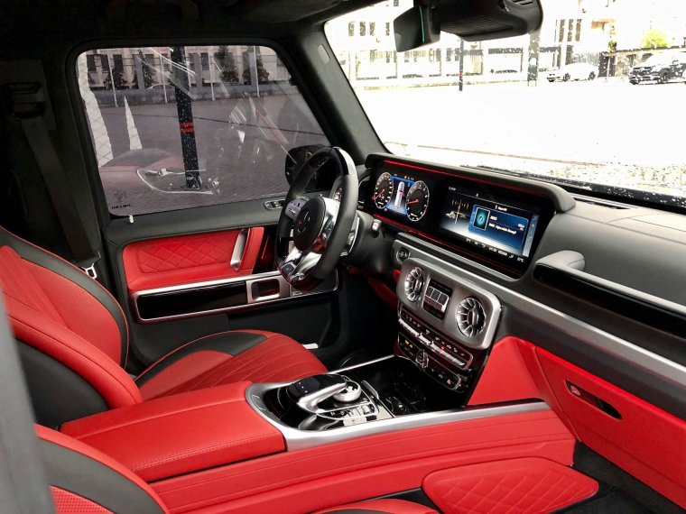 Mercedes Benz AMG gt 63 s салон