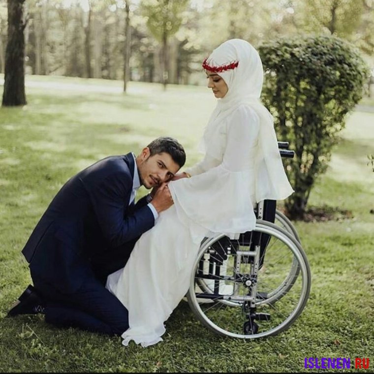 Мусульманка и мусульманин аниме