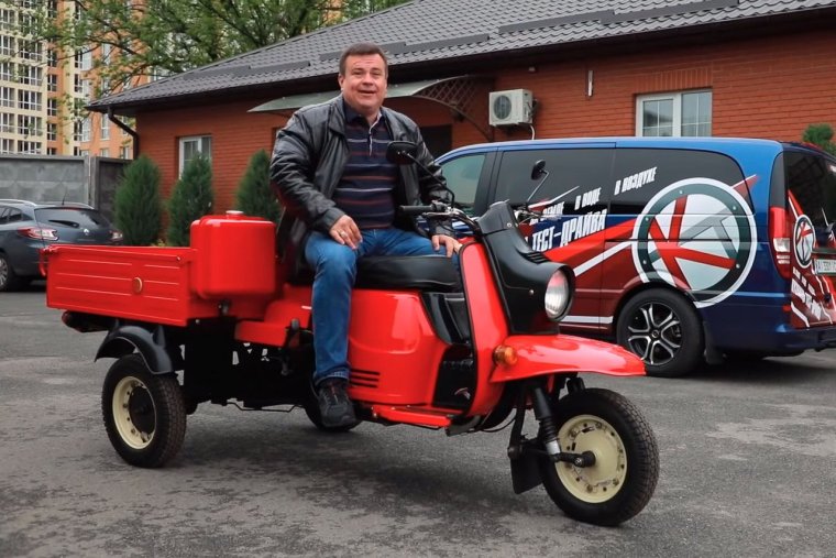 Мотороллер муравей 2м 01