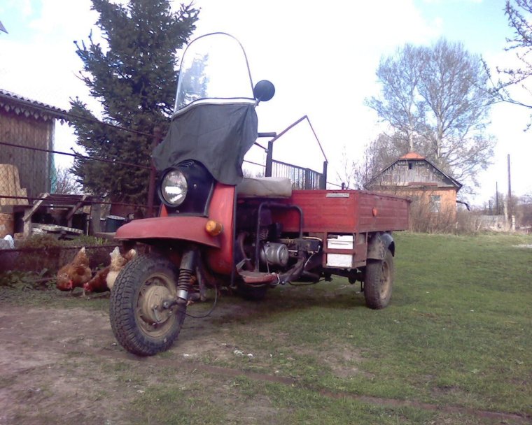 Мотороллер муравей убитый