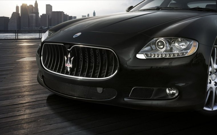 Maserati Quattroporte фары