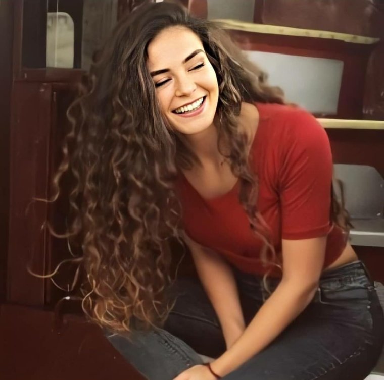 Бахар Шахин и эбру Шахин