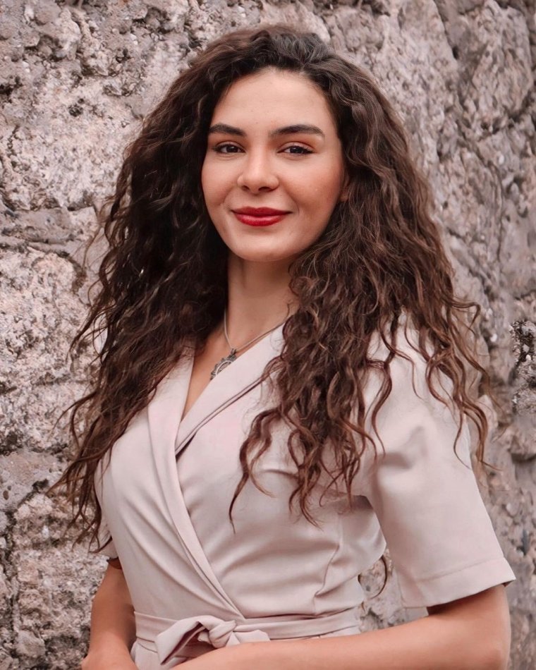 Ветреный турецкий сериал эбру Шахин