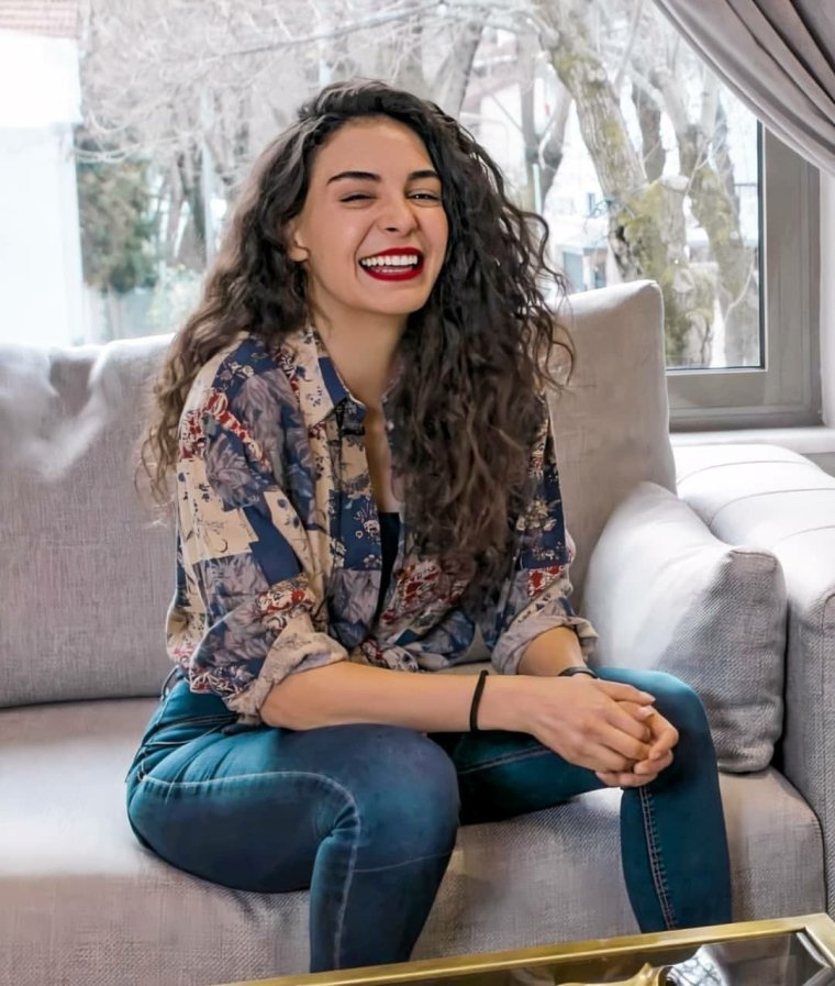 Турецкая актриса Реян