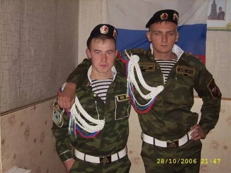 Военный свадебный костюм