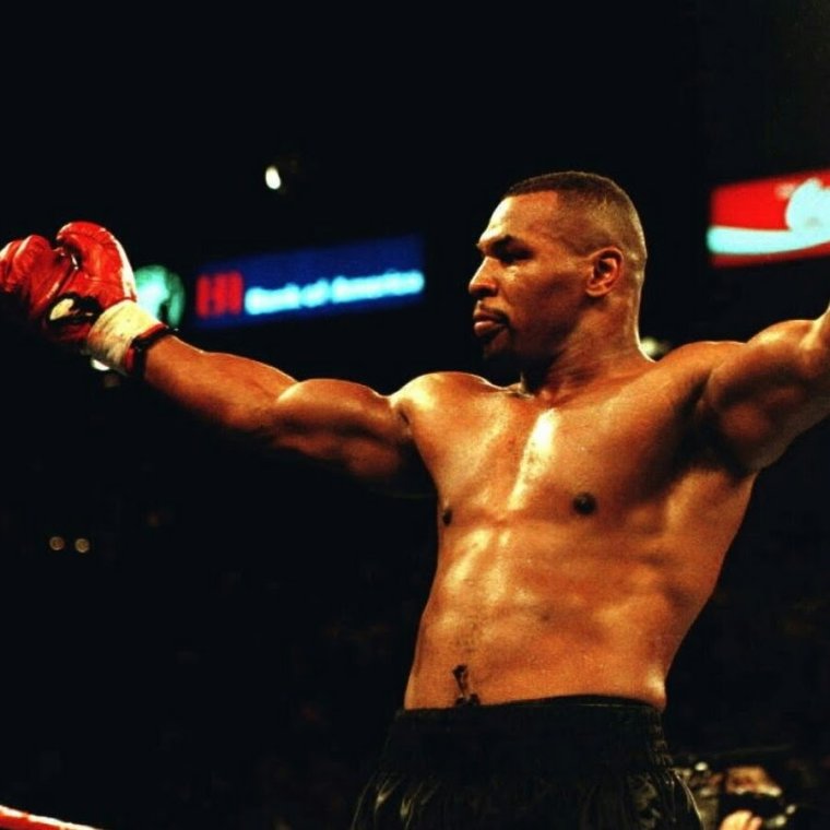 Надо быть сильной