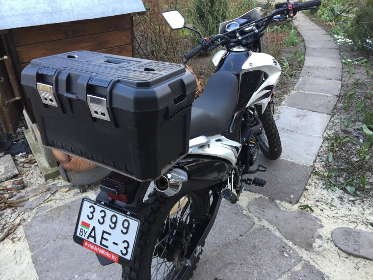 Кофр батон на мотоцикл