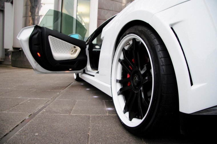 Порше Панамера 2018 белая