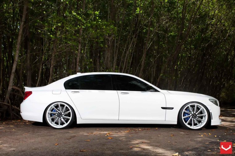 White BMW m3 Side