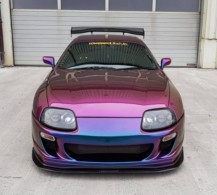 Toyota Supra mk4 фиолетовая