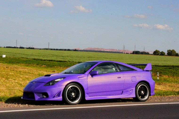 Toyota Celica 2000 фиолетовая