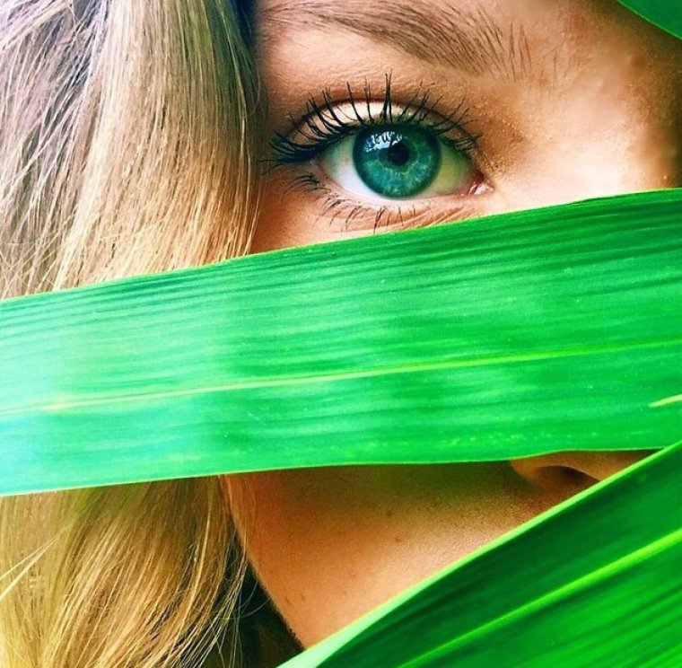 Зелёные глаза