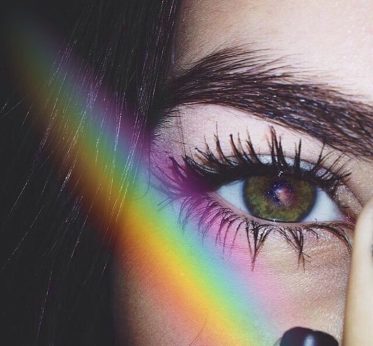 Женские глаза бездонные