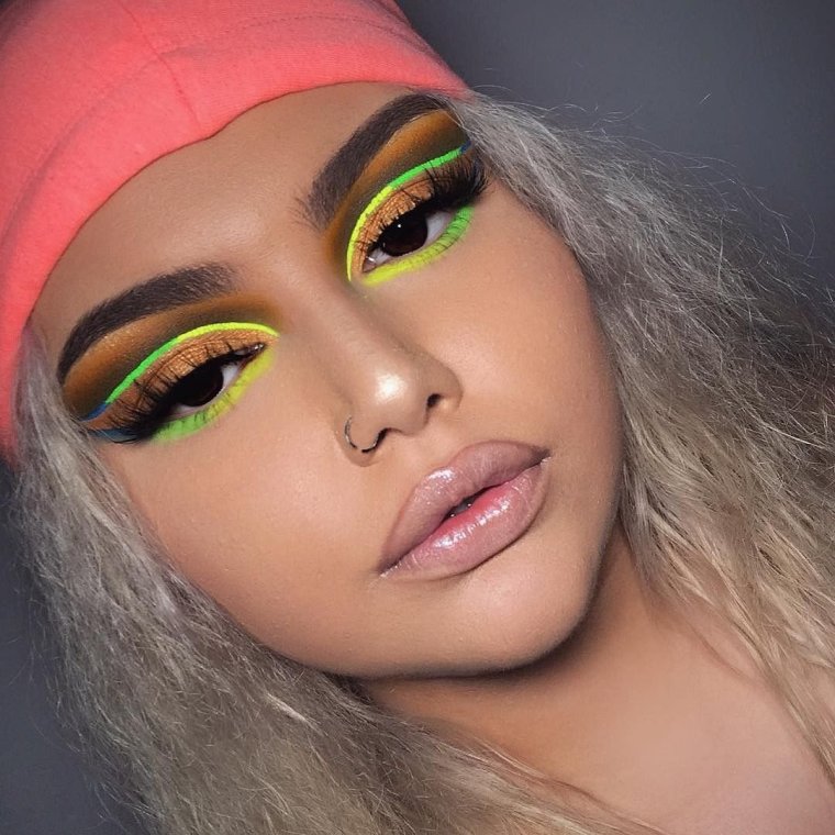 Красивые зеленые глаза