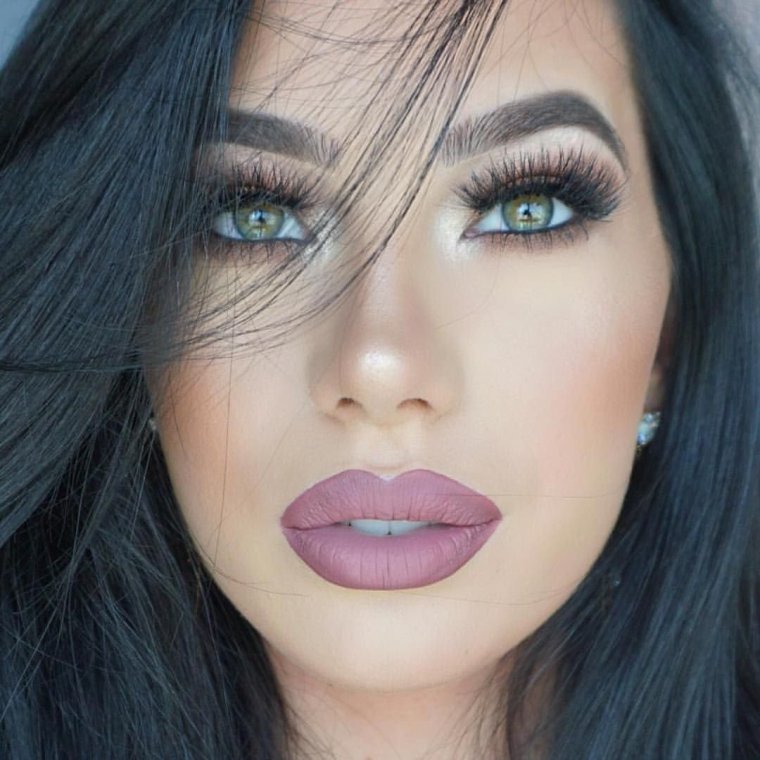 Зелёные глаза Эстетика