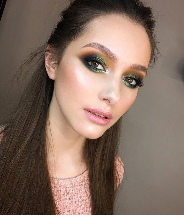 Зеленый макияж