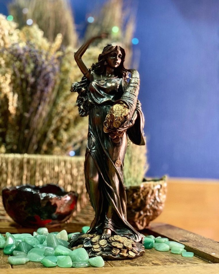 Немезида богиня арт