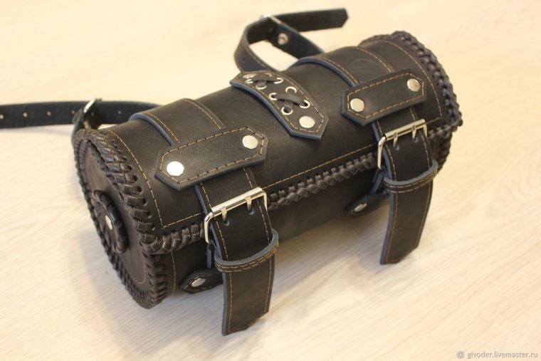 У мотокофра отбился замок