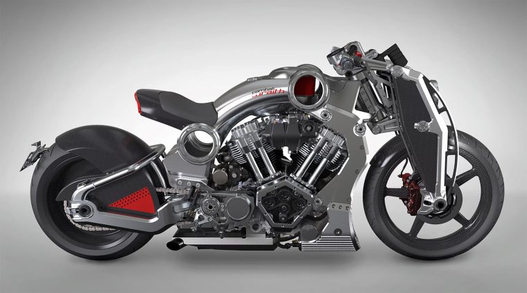 Спортбайк с девушкой