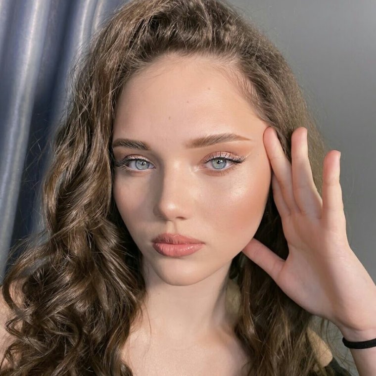 Катя Мясникова/Катеридзе