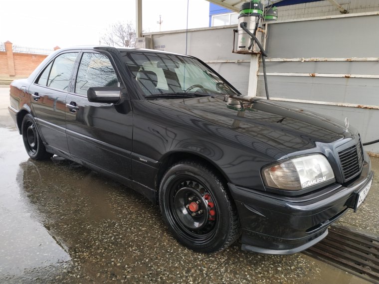 Мерседес 202 на штампах