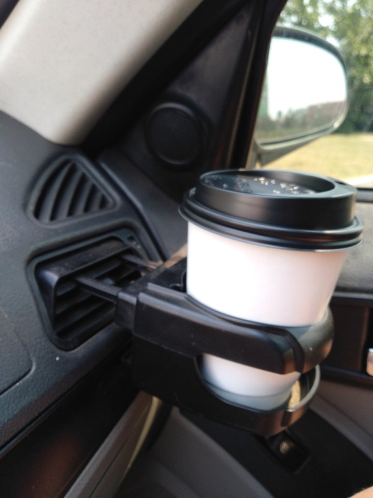 Подстаканник 2110 на дефлекторы