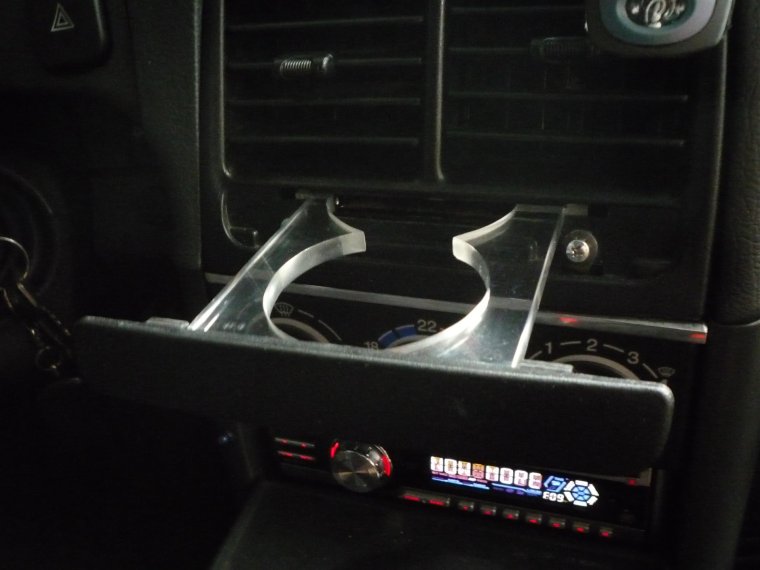 Подстаканник в ВАЗ 2112