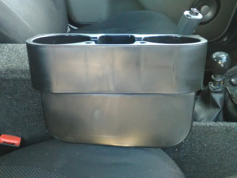 Размер подстаканника Лада Калина универсал