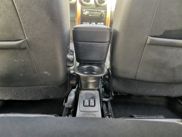 Подлокотник на Дастер arbox2