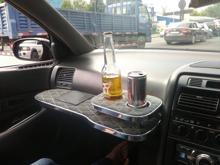 Тойота аристо подстаканник