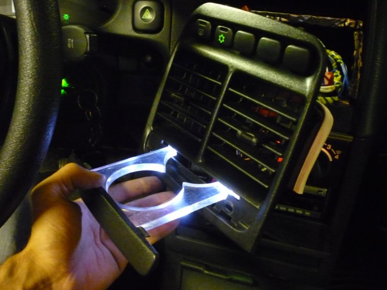 Подстаканник в машину