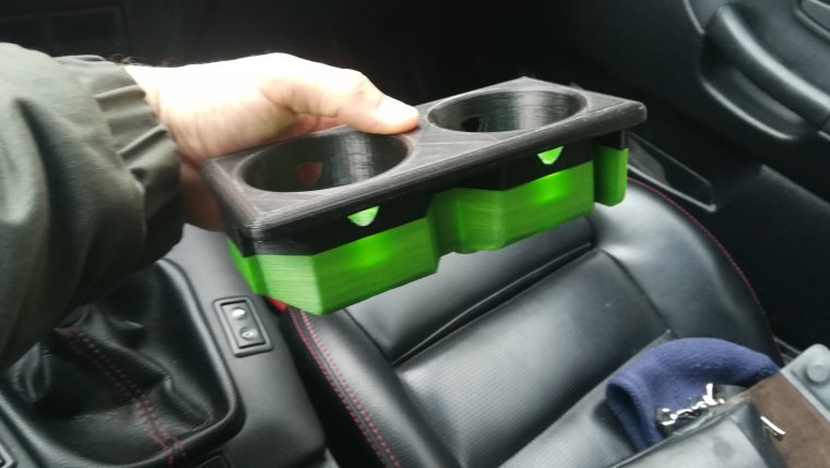 Подстаканник к подлокотнику «arbox2»